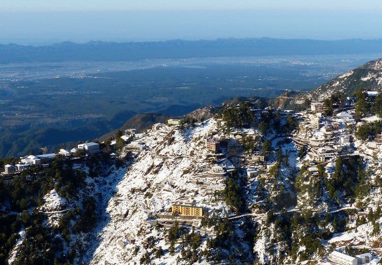 Mussoorie Snow Over Dehradun by paulhami