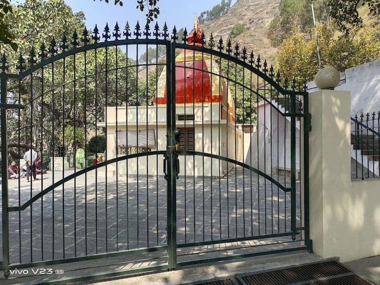 Kakrighat Main Sanctum